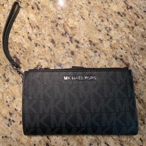 Michael Kors Wrislet!
